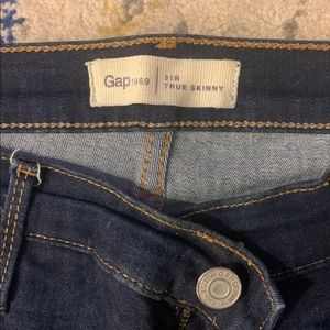GAP 1969 Jeans (Size 31)